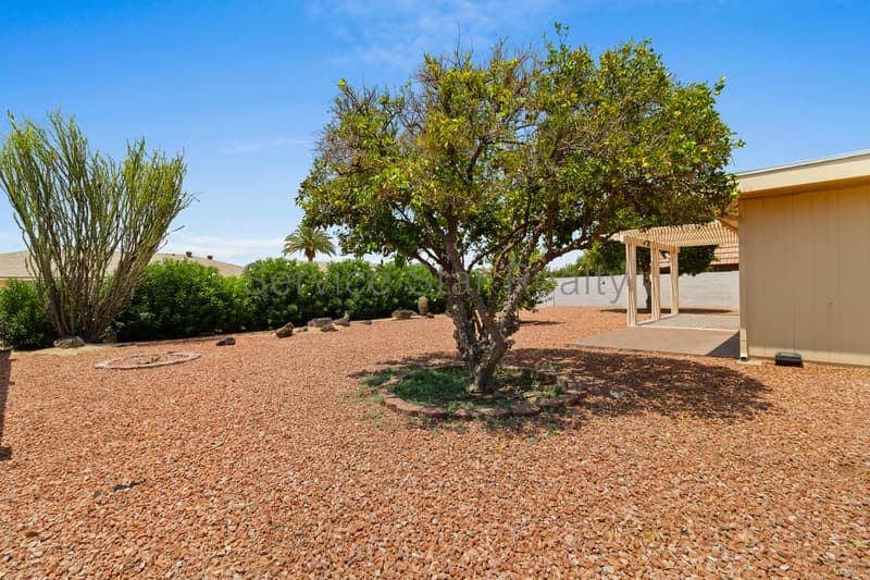 Sun City House: 9425 W Rolling Hills Dr