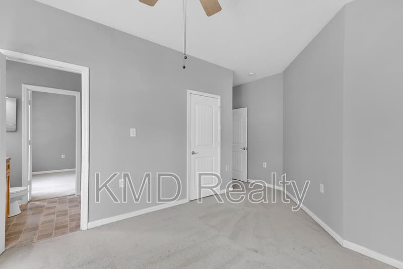 Charlotte Townhome: 15402 St Christopher Court