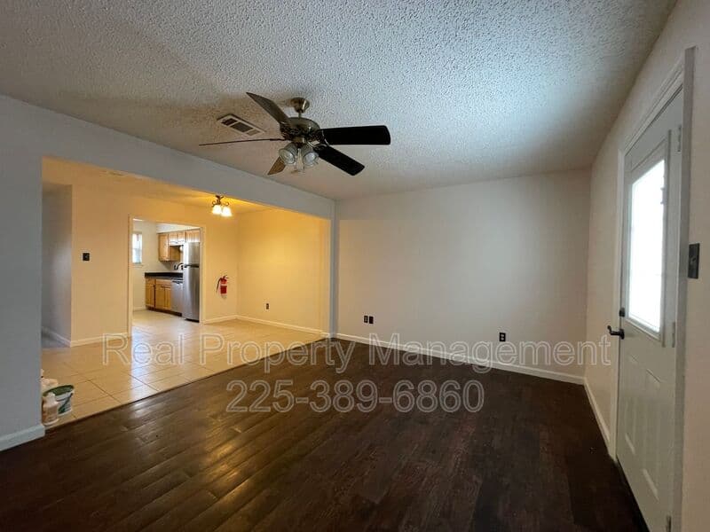 Baton Rouge Townhome: 14619 Forest Grove Ave.