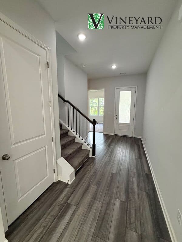 Holly Springs House: 265 Birchwood Row