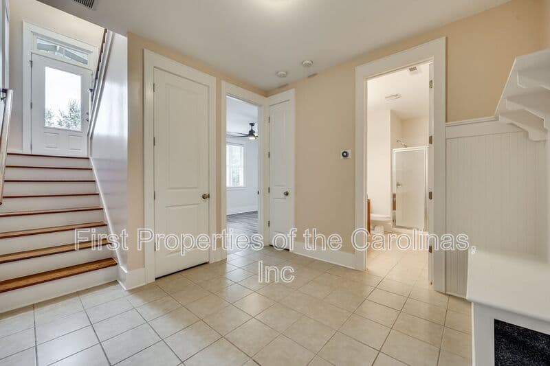 Rock Hill House: 799 Herrons Ferry Rd.