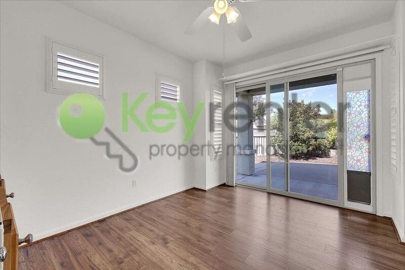 Lincoln House: 2532 Woodacre Lane