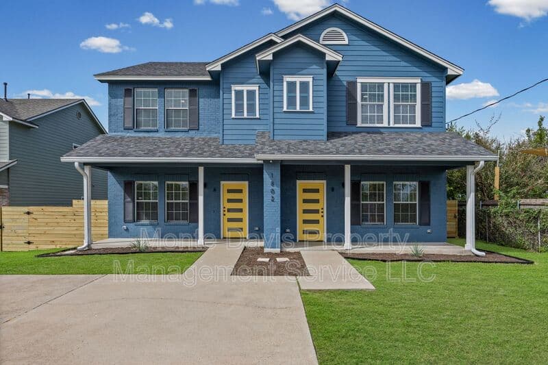 Austin Condo: 1802 Springdale Rd
