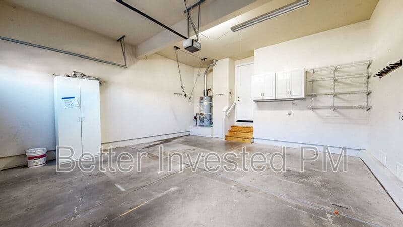 Santa Rosa House: 1363 Gordon Ln
