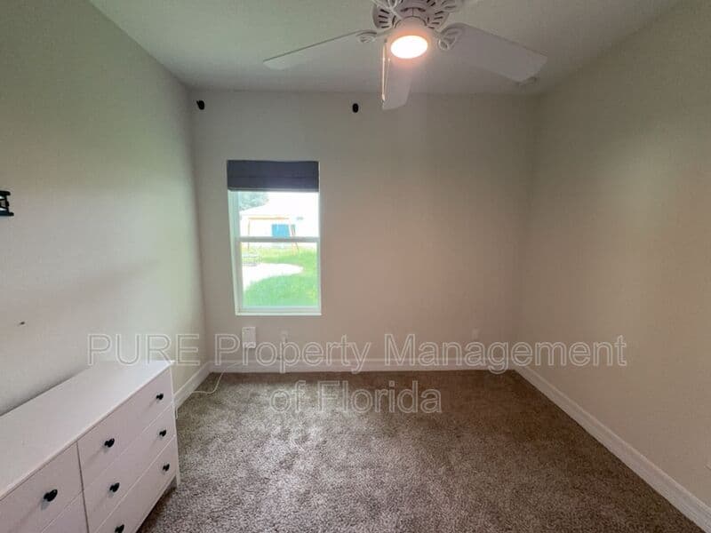 Ocala House: 13831 Sw 33rd Terr