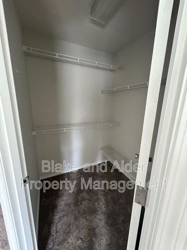Portland House: 5609 SE 117TH Ave
