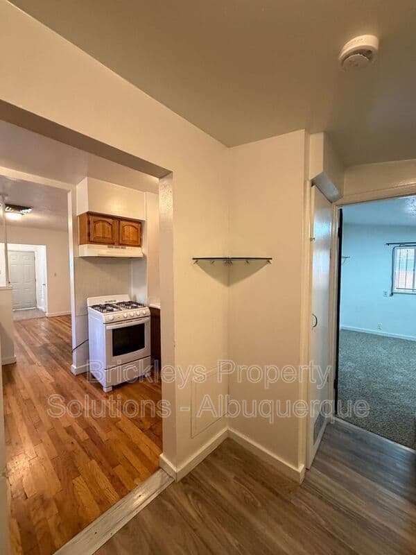 Albuquerque Condo: 313 Cornell Drive SE