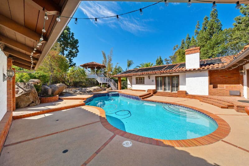 San Diego House: 18714 Bernardo Trails Dr