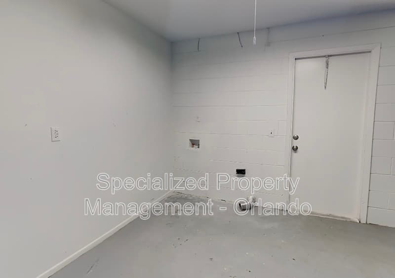 Orlando House: 11309 Darlington Dr