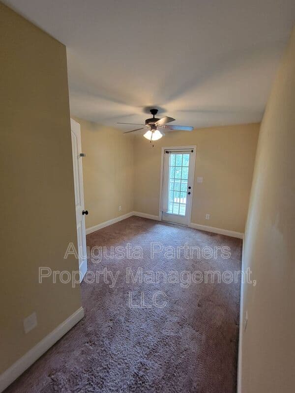 Augusta House: 1818 Verdery St