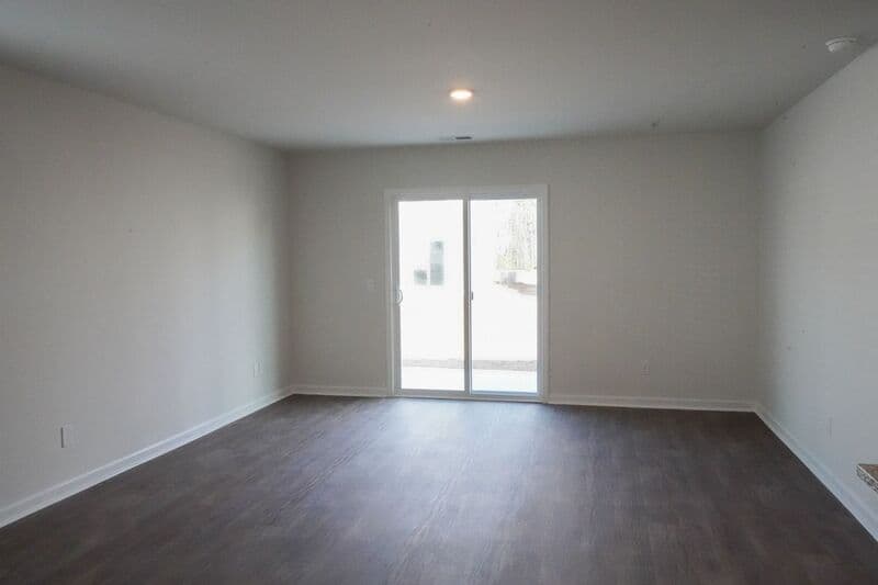Bloomingdale House: 416 Coconut Drive