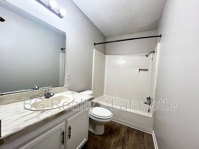 Lafayette Townhome: 211 Al Pearsons Dr