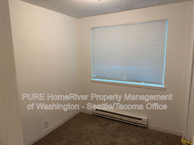 Seattle Apartment: 907 SW Holden St