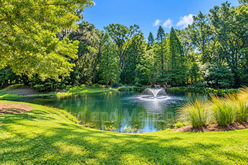 North Charleston House: 8811 Kellum Drive