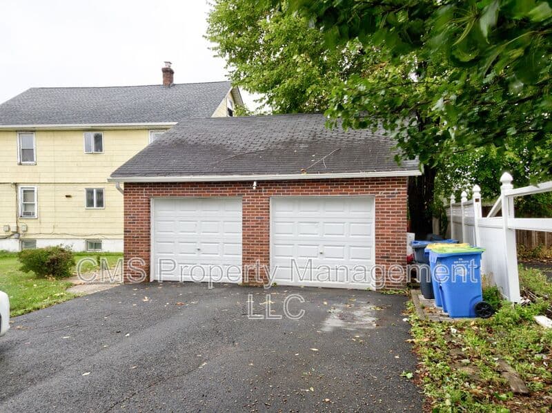 Bound Brook Condo: 407 Longwood Ave
