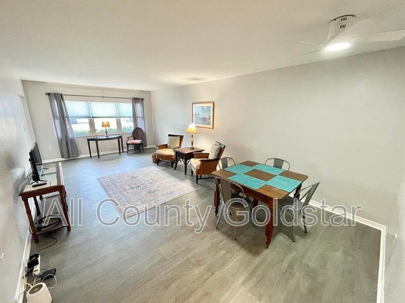 Port Charlotte Condo: 3100 Harbor Blvd