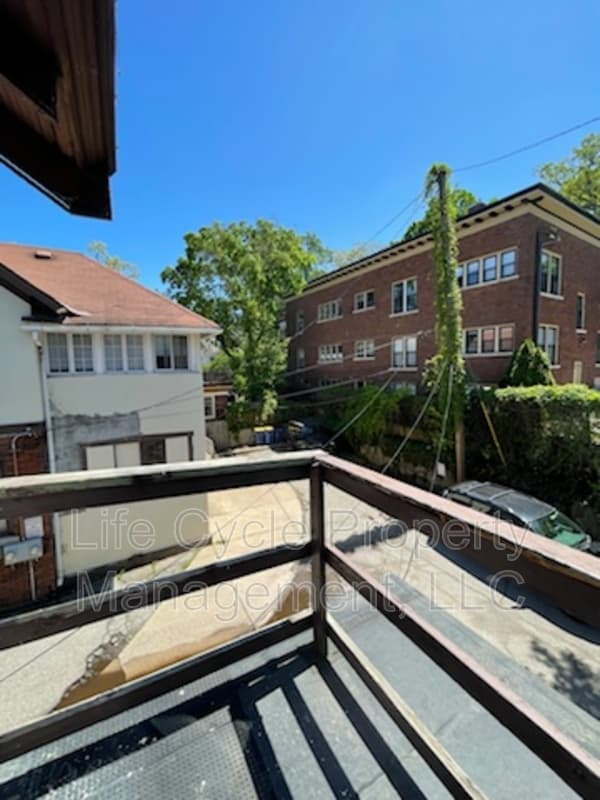 Grand Rapids Condo: 548 Fulton Street East - 3