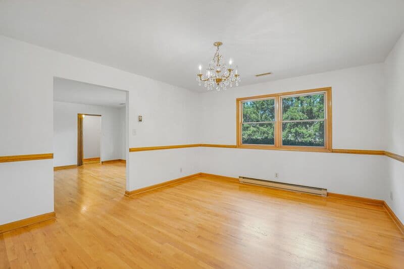 Spotsylvania House: 10003 Courthouse Rd