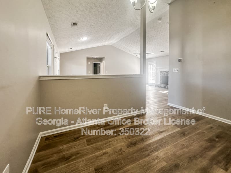 Fayetteville House: 151 Players Cir