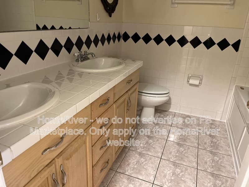 Tampa House: 2706 W Ballast Point Blvd