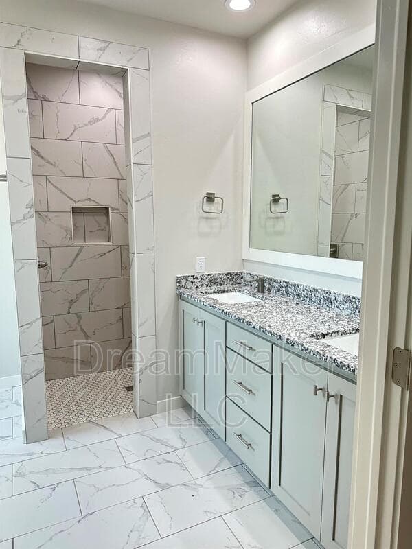 Norman House: 2811 Clifton Terrace