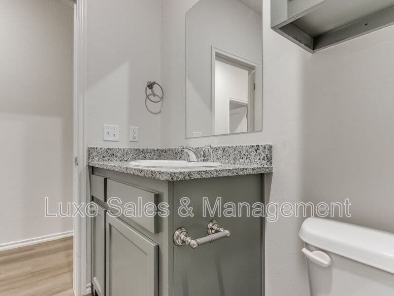 El Reno House: 1515 Pavy Parkway