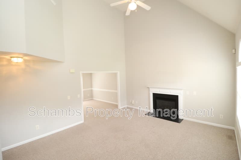 Durham House: 510 Wheeling Cir