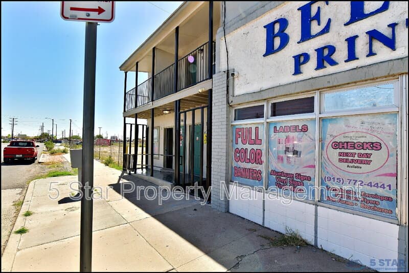 El Paso Condo: 6806 Alameda Ave