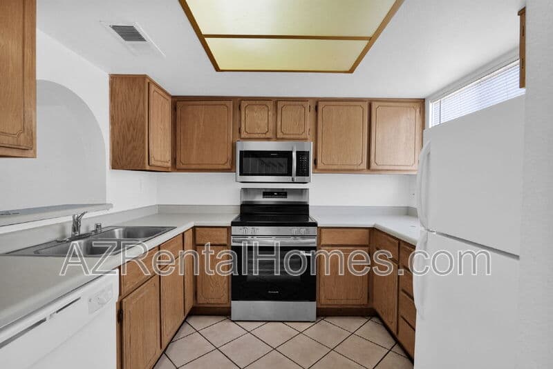 Tempe Condo: 615 W 13th St