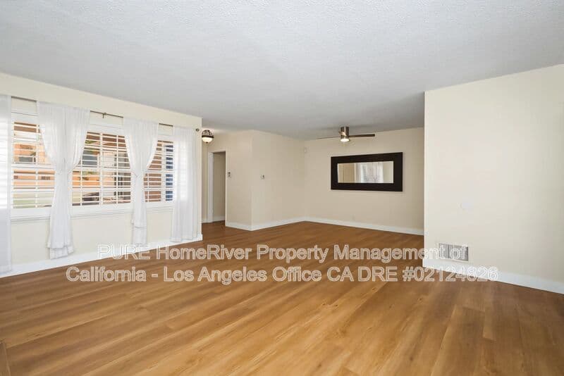 Gardena House: 12920 Ardath Ave