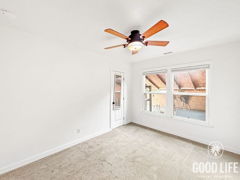 San Diego House: 2235 Midvale Dr