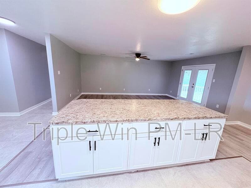 Cabot House: 8475 John Harden Drive