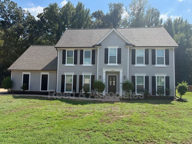 Memphis House: 6135 Maher Trail