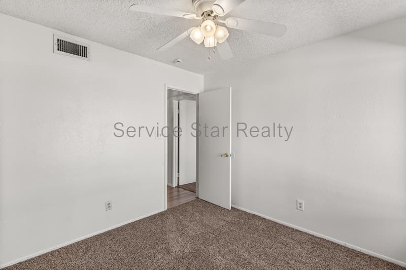 Phoenix House: 4123 W Hearn Rd