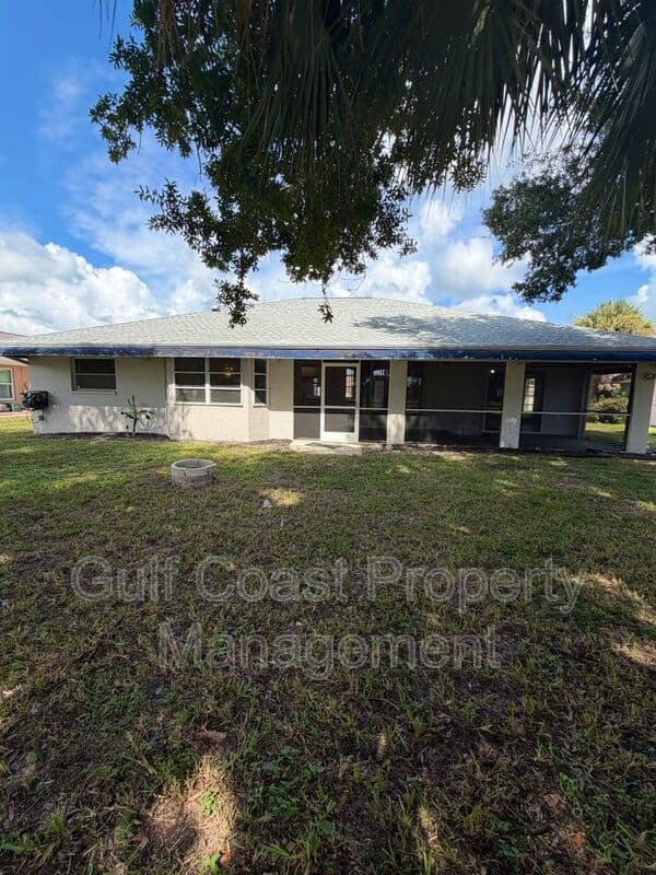 Rotonda West House: 58 Sportsman Lane