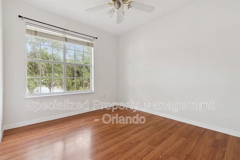 Altamonte Springs Townhome: 685 Scarlet Oak Cir