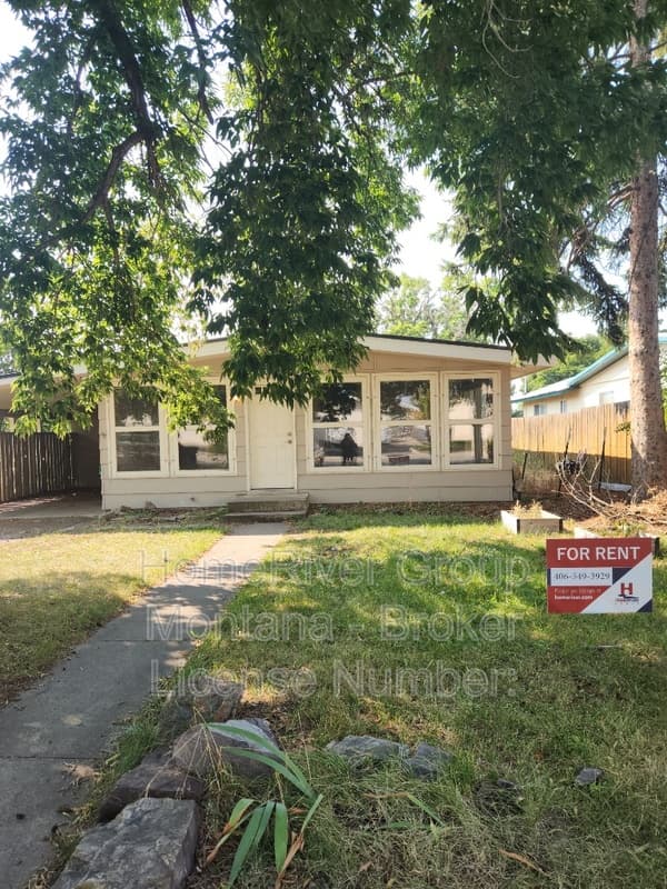 Missoula House: 1809 Defoe St