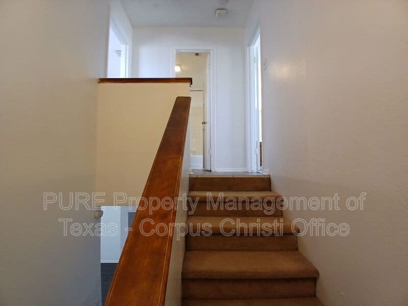 Corpus Christi Condo: 5001 Middlecoff Rd