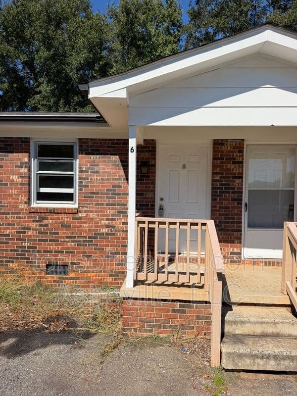 Forest City Condo: 3126 US Hwy 221 S