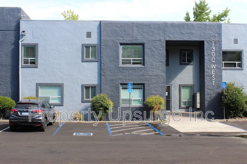 Redding House: 1300 West Street - #101