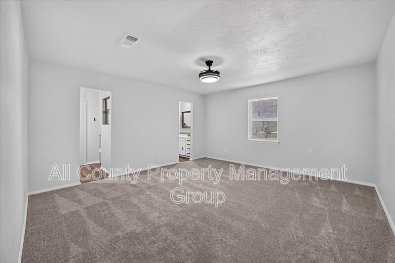 North Richland Hills House: 7217 Timberlane Drive
