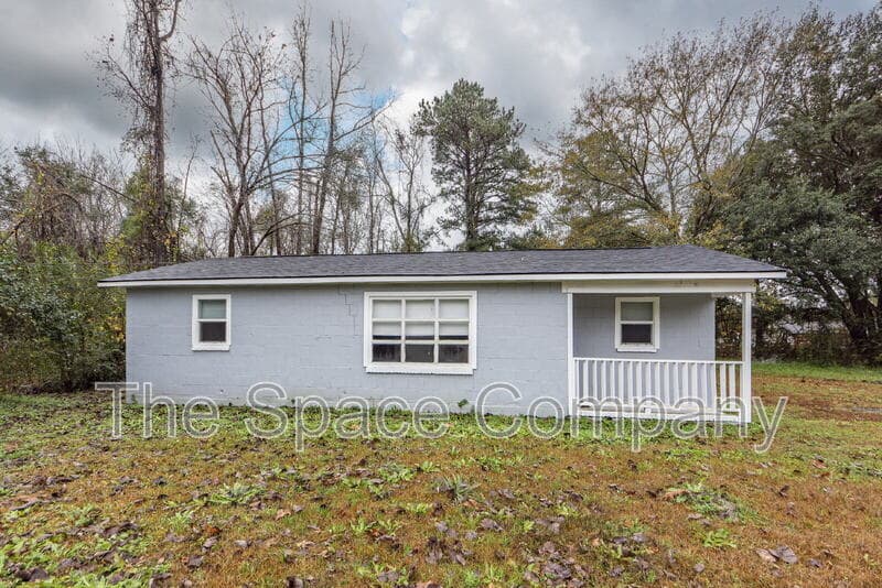 Moncks Corner House: 209 Testament Lane