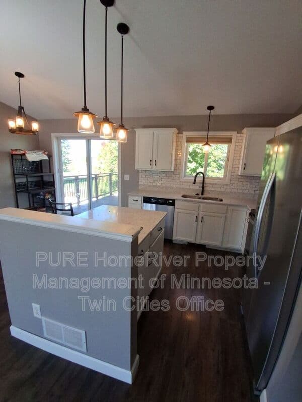 Rochester House: 5911 Excalibur Ct NW