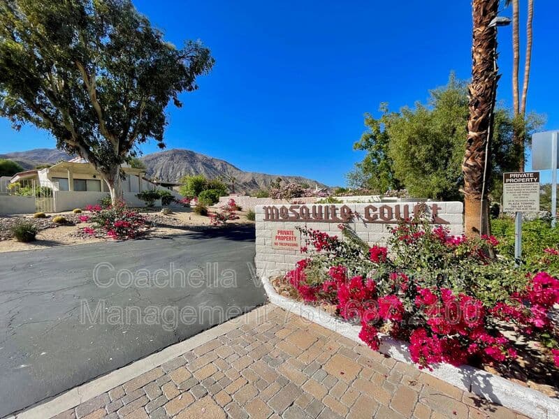Palm Desert Condo: 72730 Mesquite Ct