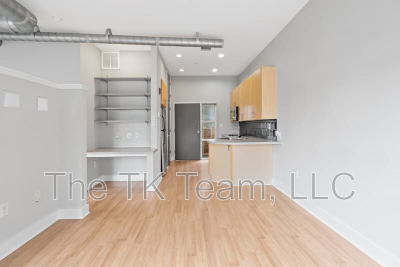 Charlotte Condo: 514 W 10th Street