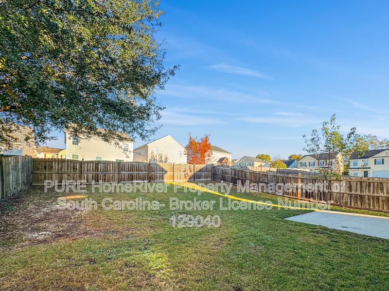 Lexington House: 108 Flyer Ct