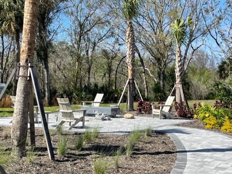 Nokomis House: 5730 Archipelago Street