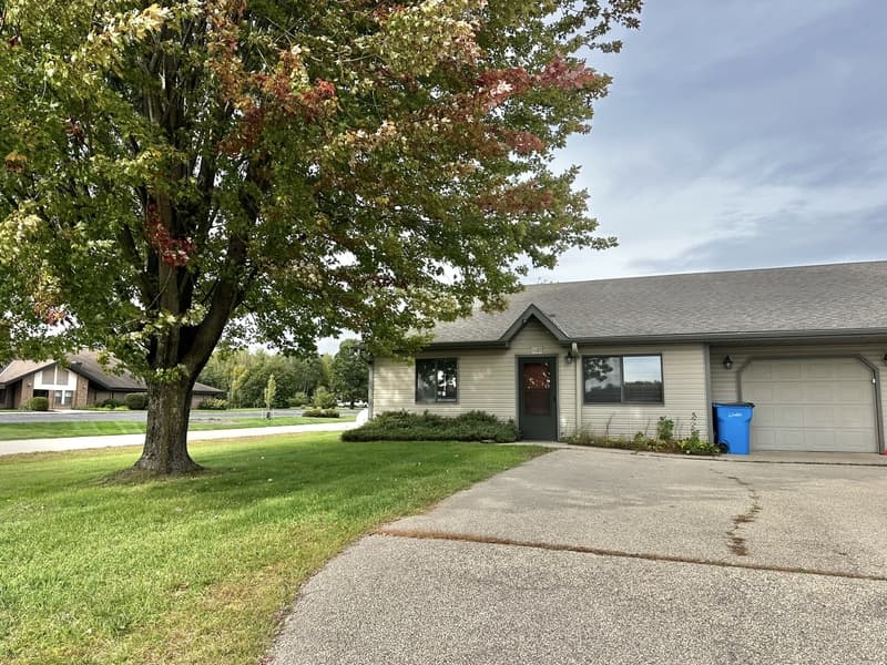 Gresham Condo: 1160 Schabow Street