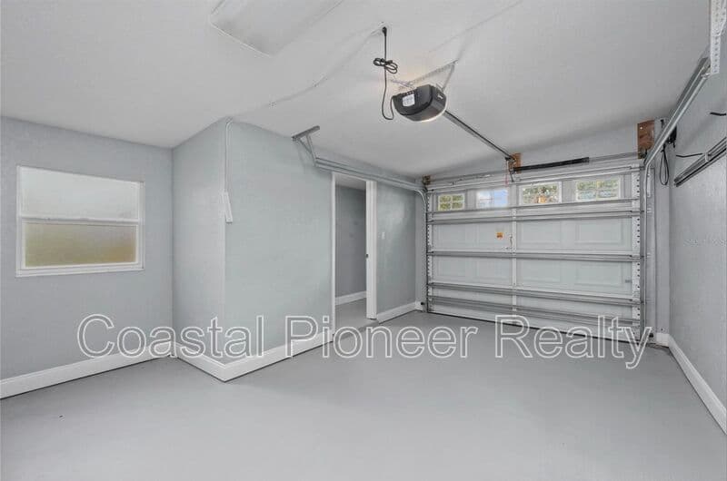 Tampa House: 1520 S Church Ave