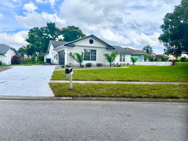 Hudson House: 13636 Dunwoody Court